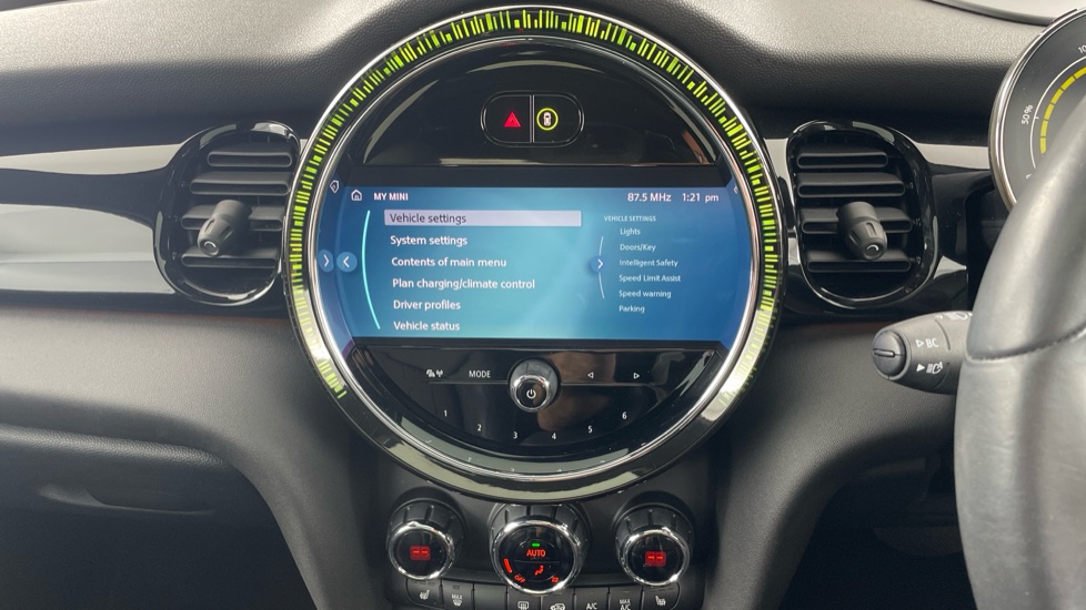 MINI Hatchback 135kW Cooper S Level 3 33kWh 3dr Auto Electric Hatchback - Image 71