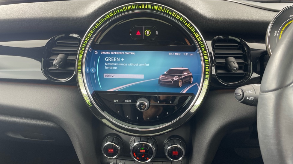 MINI Hatchback 135kW Cooper S Level 3 33kWh 3dr Auto Electric Hatchback - Image 74
