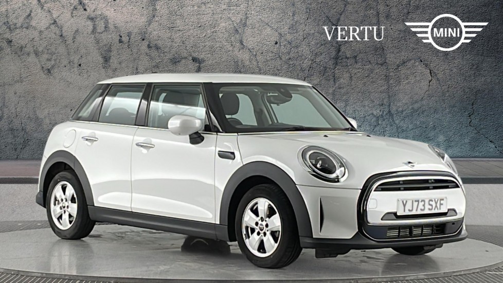 MINI Hatchback 1.5 Cooper Classic Premium 5dr Petrol Hatchback - Image 1