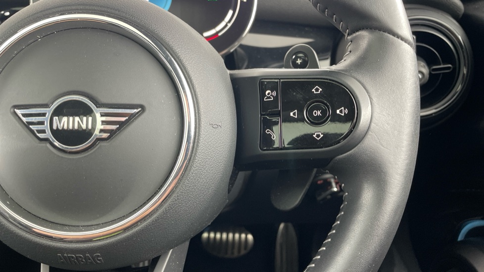 MINI Cooper 2.0 S Sport 5dr Auto Petrol Hatchback - Image 18