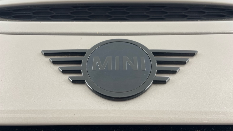 MINI Cooper 2.0 S Sport 5dr Auto Petrol Hatchback - Image 24