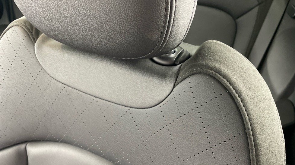 MINI Cooper 2.0 S Sport 5dr Auto Petrol Hatchback - Image 29