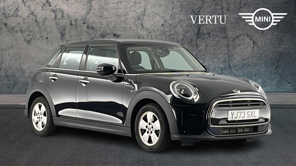 MINI Hatchback 1.5 Cooper Classic Premium 5dr Auto Petrol Hatchback - Image 1