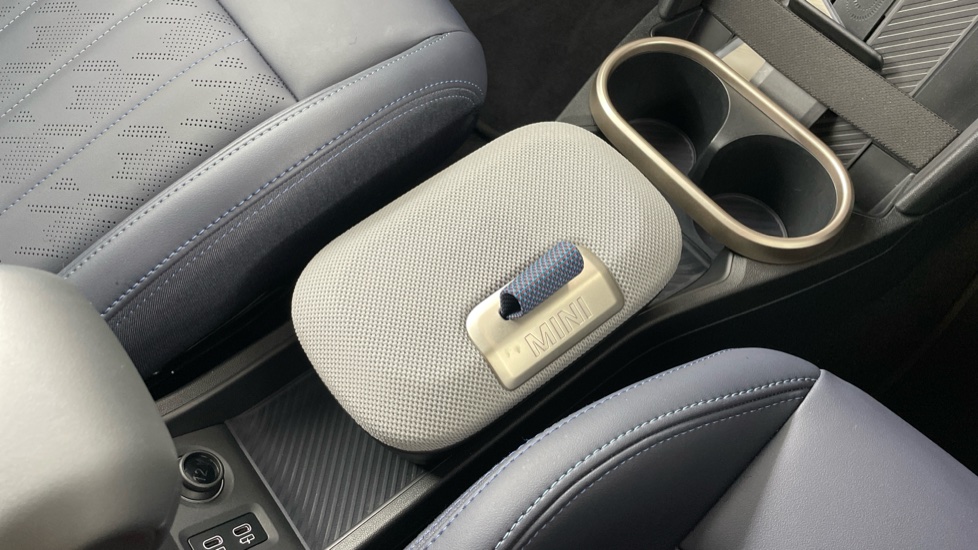 MINI Cooper 2.0 S Exclusive 3dr Auto Petrol Hatchback - Image 10