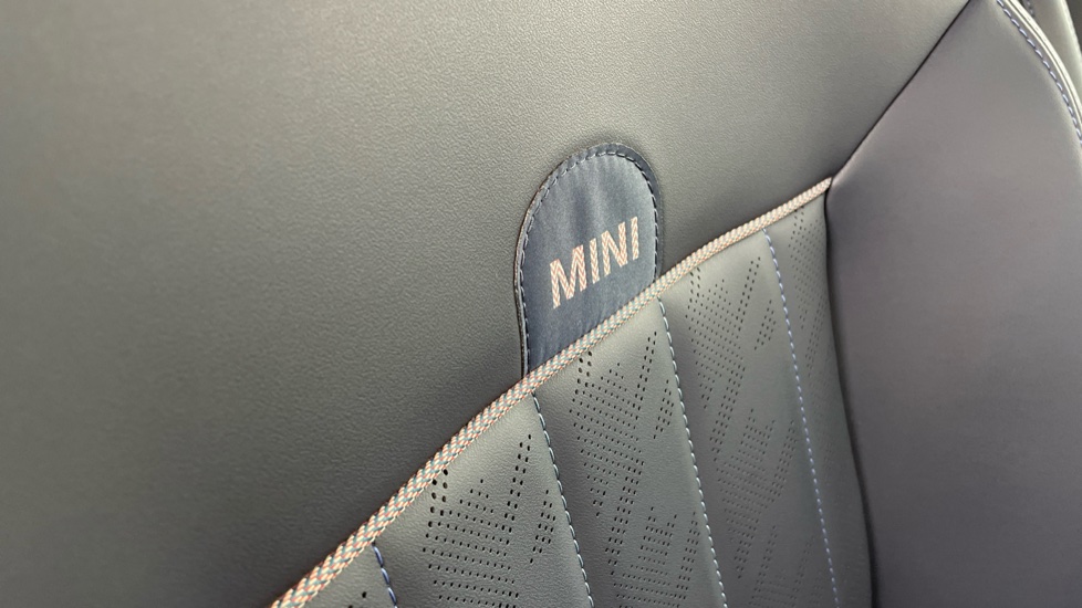 MINI Cooper 2.0 S Exclusive 3dr Auto Petrol Hatchback - Image 49