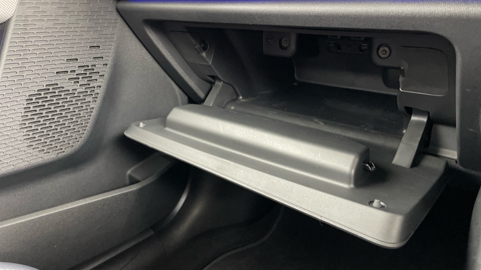 MINI Cooper 2.0 S Exclusive 3dr Auto Petrol Hatchback - Image 77