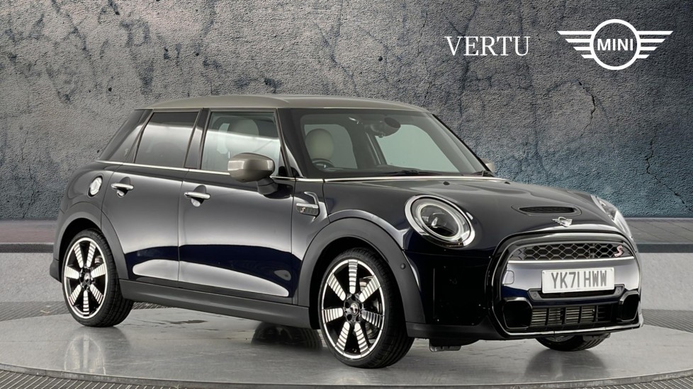 MINI Hatchback 2.0 Cooper S Exclusive 5dr Auto Petrol Hatchback - Image 1