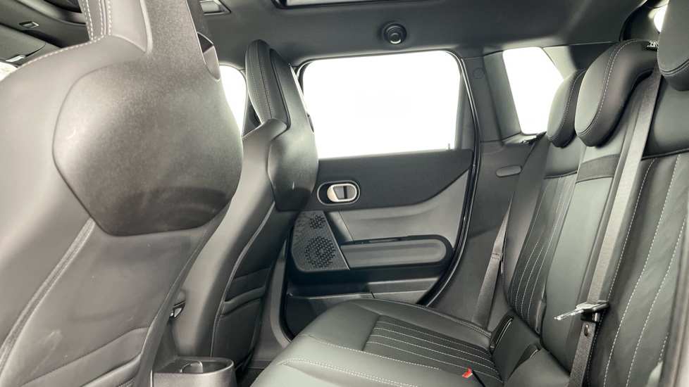 MINI Cooper 1.5 C Exclusive 5dr Auto Petrol Hatchback - Image 12