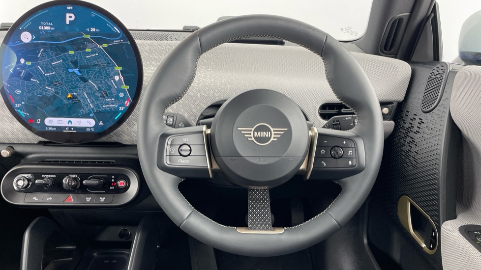 MINI Cooper 135kW E Exclusive 41kWh 3dr Auto Electric Hatchback - Image 5