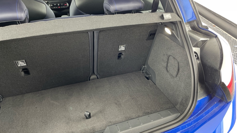 MINI Cooper 135kW E Exclusive 41kWh 3dr Auto Electric Hatchback - Image 30