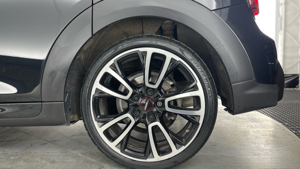 MINI Hatchback 1.5 Cooper Sport Premium 5dr Auto Petrol Hatchback - Image 14