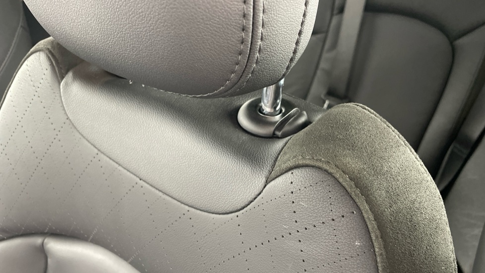 MINI Hatchback 1.5 Cooper Sport Premium 5dr Auto Petrol Hatchback - Image 29