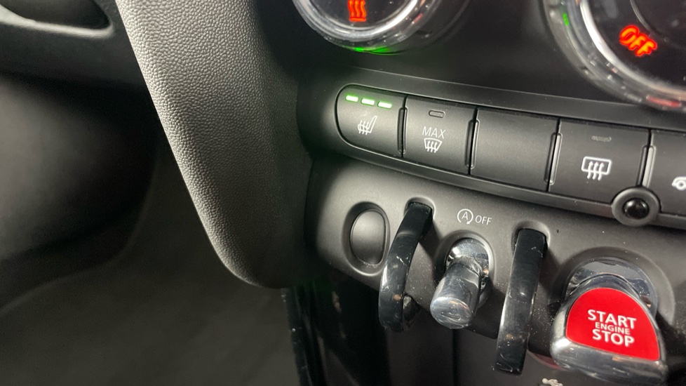 MINI Hatchback 1.5 Cooper Sport Premium 5dr Auto Petrol Hatchback - Image 58