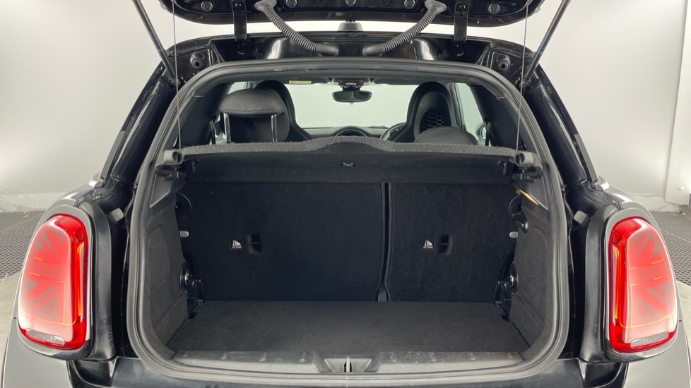 MINI Hatchback 2.0 Cooper S Sport 3dr Auto Petrol Hatchback - Image 13