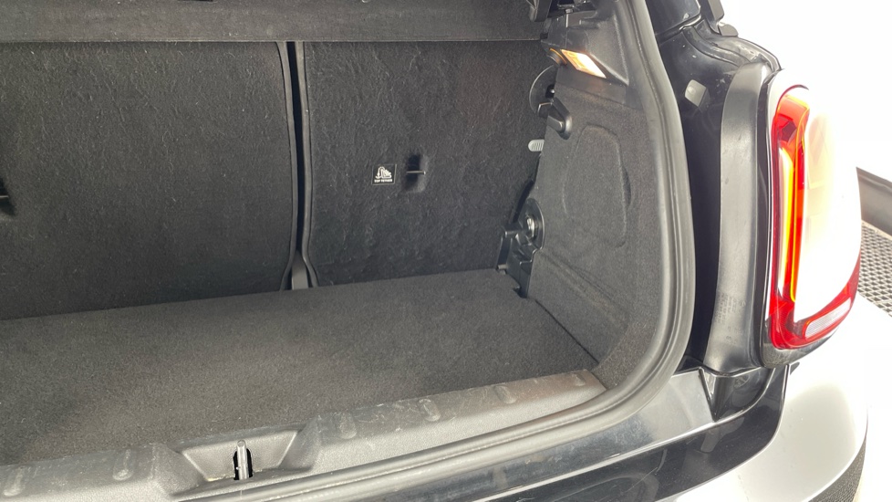 MINI Hatchback 2.0 Cooper S Sport 3dr Auto Petrol Hatchback - Image 40
