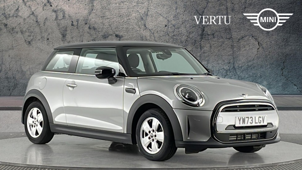 MINI Hatchback 1.5 Cooper Classic Premium 3dr Auto Petrol Hatchback - Image 1