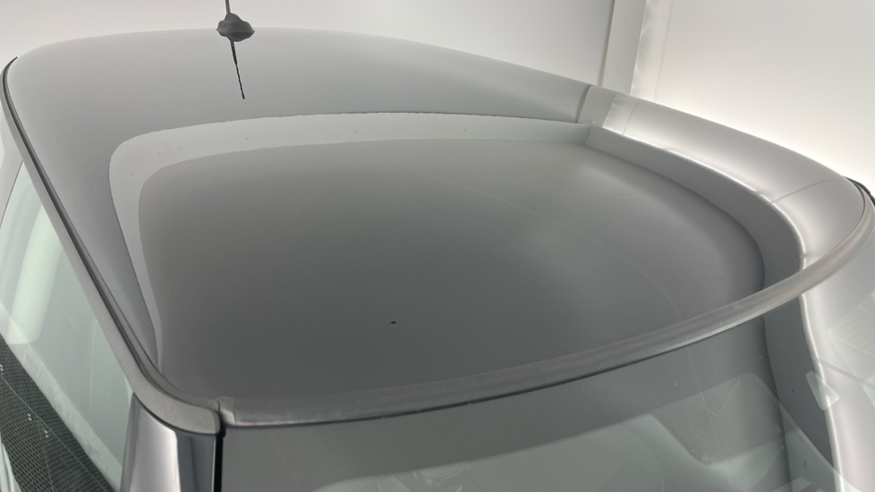 MINI Hatchback 1.5 Cooper Classic Premium 3dr Auto Petrol Hatchback - Image 21