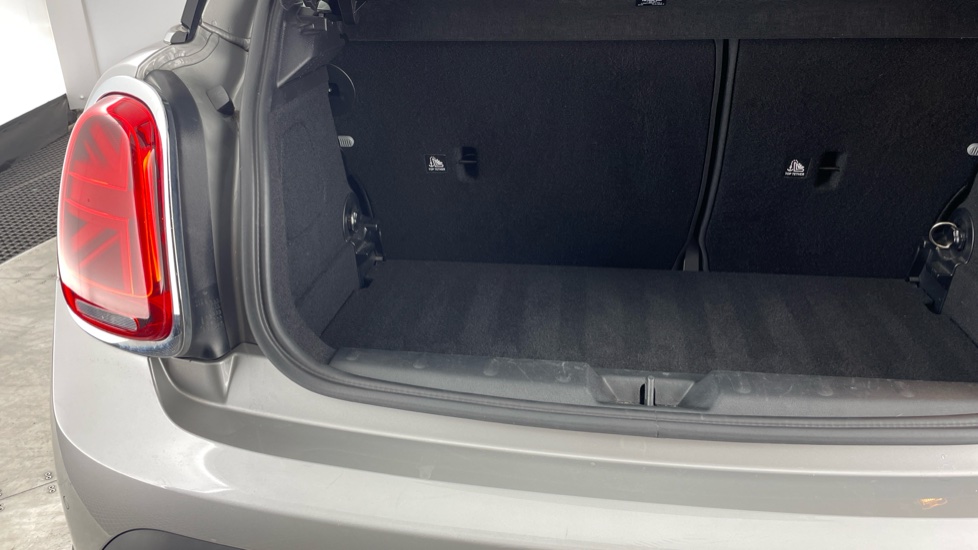MINI Hatchback 1.5 Cooper Classic Premium 3dr Auto Petrol Hatchback - Image 36