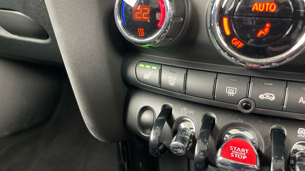 MINI Hatchback 1.5 Cooper Classic Premium 3dr Auto Petrol Hatchback - Image 54
