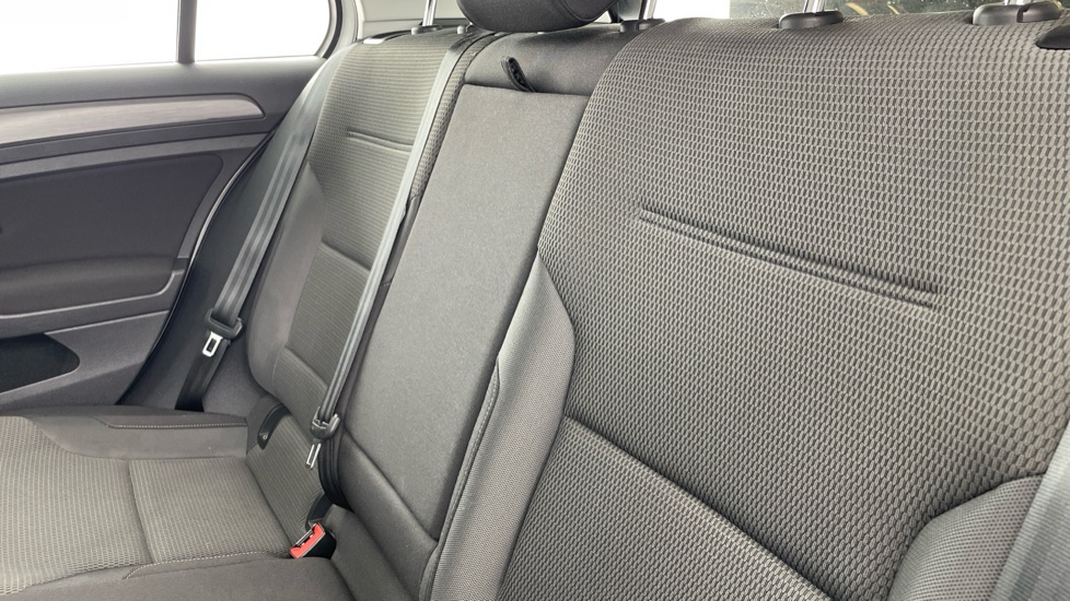 Volkswagen Golf 1.5 TSI EVO SE [Nav] 5dr Petrol Hatchback - Image 12
