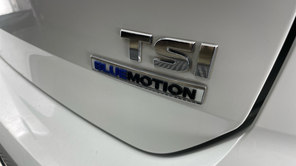 Volkswagen Golf 1.5 TSI EVO SE [Nav] 5dr Petrol Hatchback - Image 42
