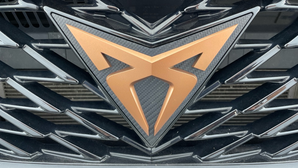 CUPRA Formentor 2.0 TSI 190 V2 5dr DSG 4Drive Petrol Estate - Image 24