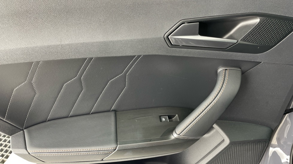 CUPRA Formentor 2.0 TSI 190 V2 5dr DSG 4Drive Petrol Estate - Image 31