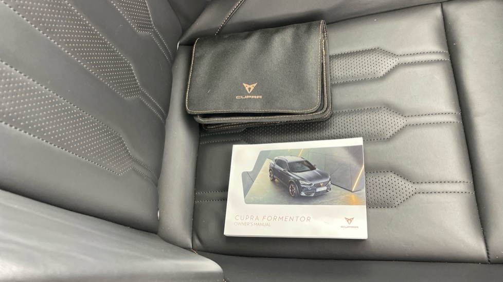 CUPRA Formentor 2.0 TSI 190 V2 5dr DSG 4Drive Petrol Estate - Image 76