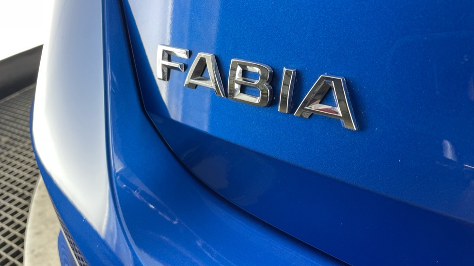 Skoda Fabia 1.0 TSI 116 SE L 5dr DSG Petrol Hatchback - Image 39
