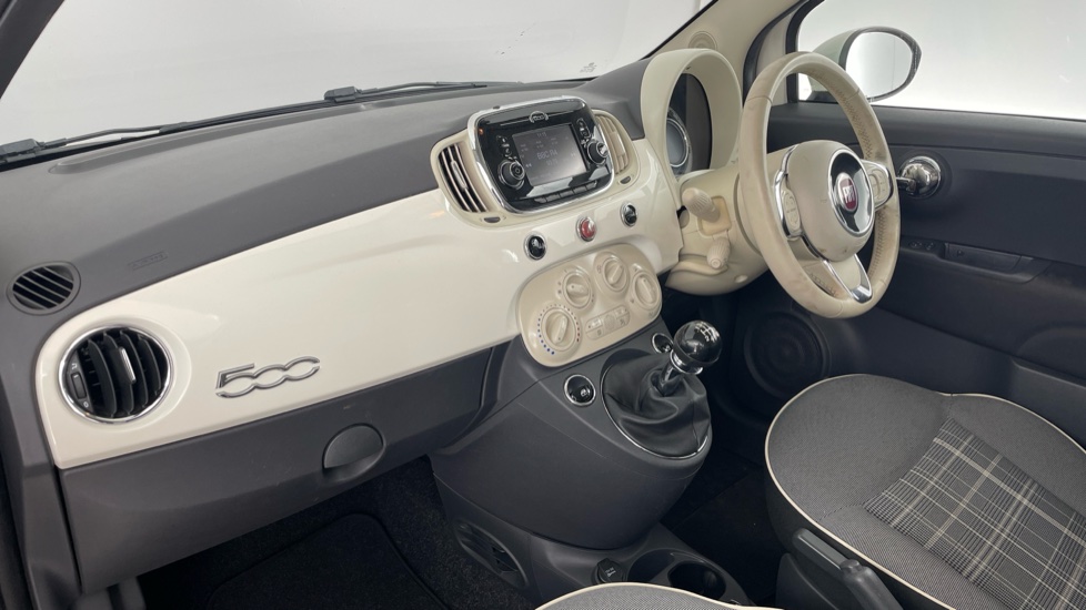 Fiat 500 1.2 Lounge 3dr Petrol Hatchback - Image 7