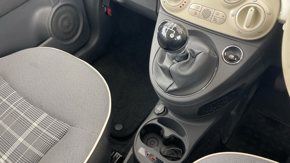 Fiat 500 1.2 Lounge 3dr Petrol Hatchback - Image 10