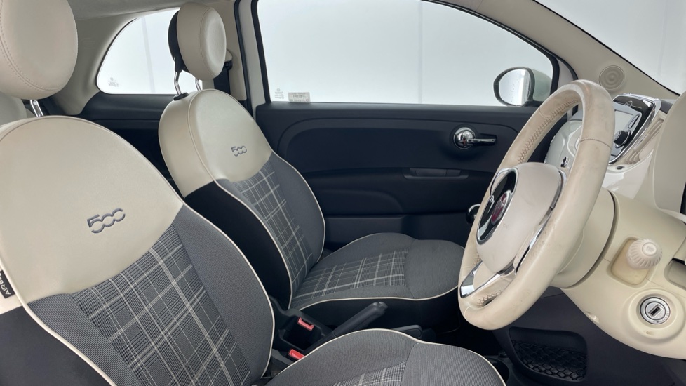 Fiat 500 1.2 Lounge 3dr Petrol Hatchback - Image 11