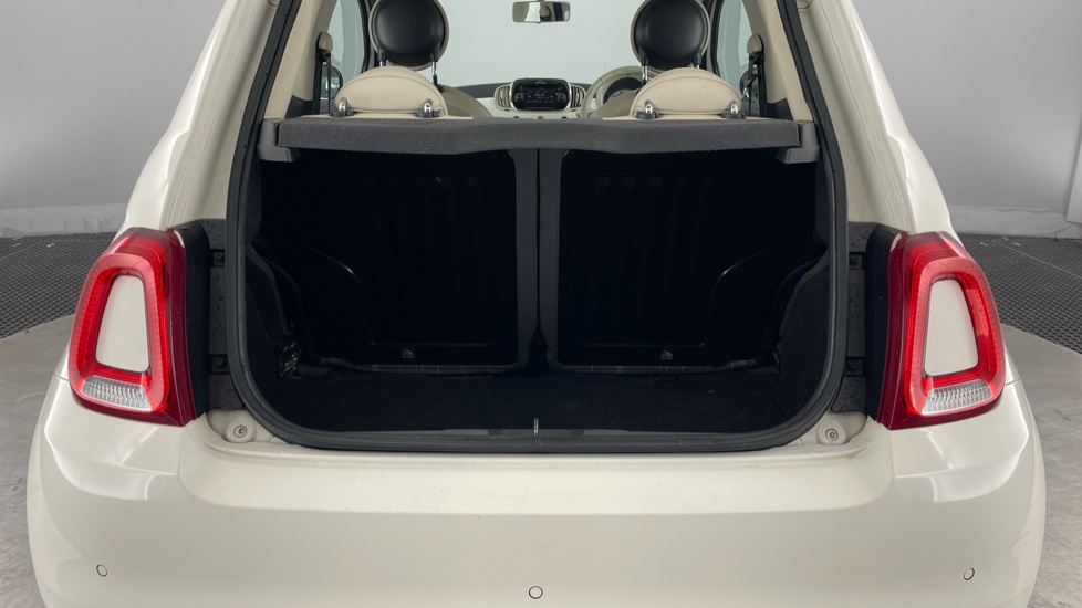 Fiat 500 1.2 Lounge 3dr Petrol Hatchback - Image 13