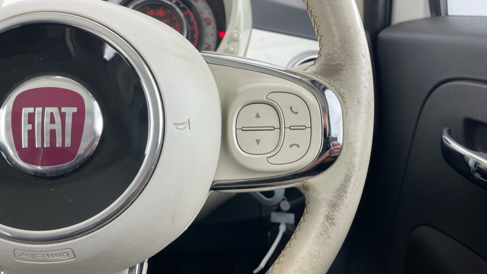 Fiat 500 1.2 Lounge 3dr Petrol Hatchback - Image 18