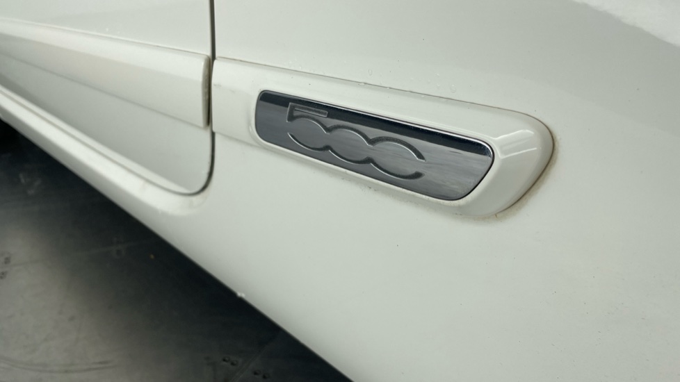 Fiat 500 1.2 Lounge 3dr Petrol Hatchback - Image 35