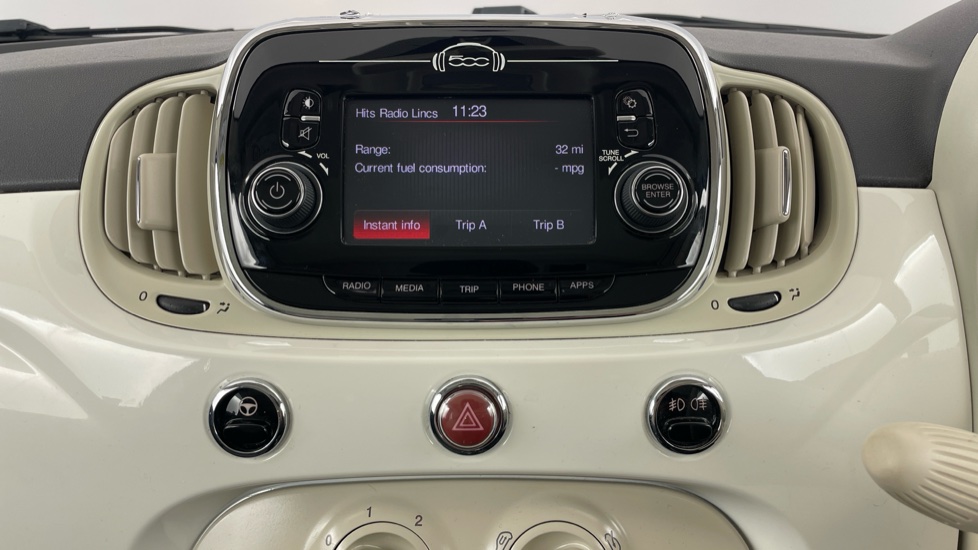 Fiat 500 1.2 Lounge 3dr Petrol Hatchback - Image 48