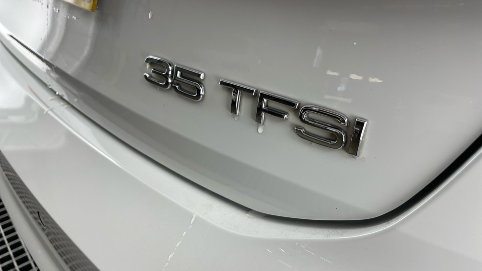 Audi A3 35 TFSI S Line 5dr S Tronic Petrol Hatchback - Image 39
