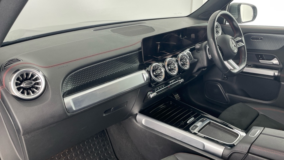 Mercedes-Benz Eqb 350 4M 215kW AMG Line Executive 66.5kWh 5dr At Electric Estate - Image 7