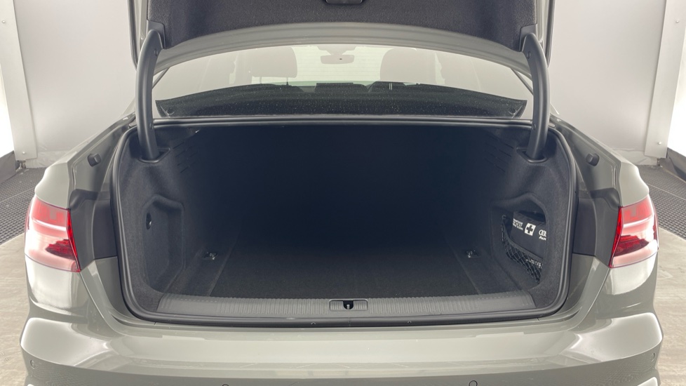 Audi A4 35 TFSI Black Edition 4dr S Tronic Petrol Saloon - Image 13