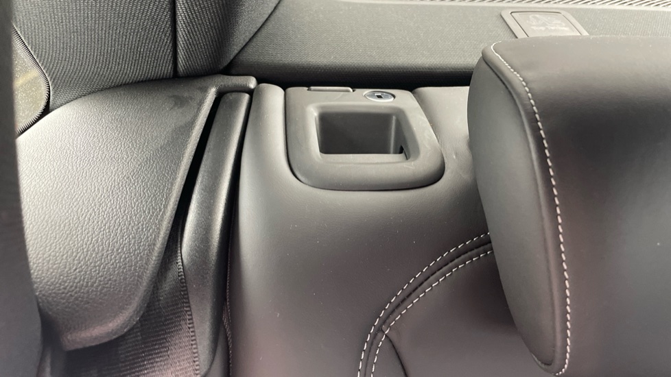 Audi A4 35 TFSI Black Edition 4dr S Tronic Petrol Saloon - Image 44