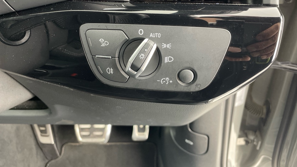 Audi A4 35 TFSI Black Edition 4dr S Tronic Petrol Saloon - Image 51