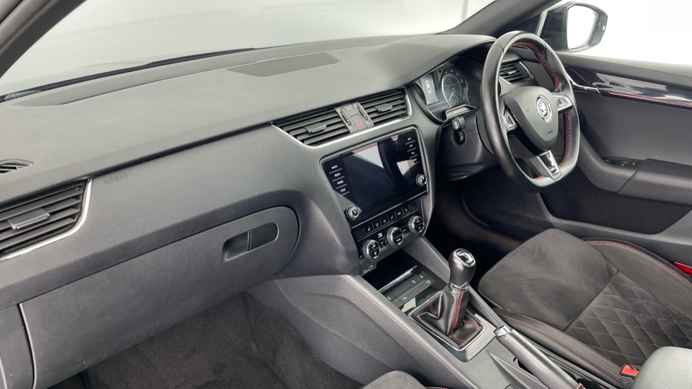 Skoda Octavia 2.0 TSI 245 vRS 5dr Petrol Hatchback - Image 7