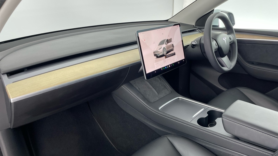 Tesla Model Y Long Range AWD 5dr Auto Electric Hatchback - Image 7