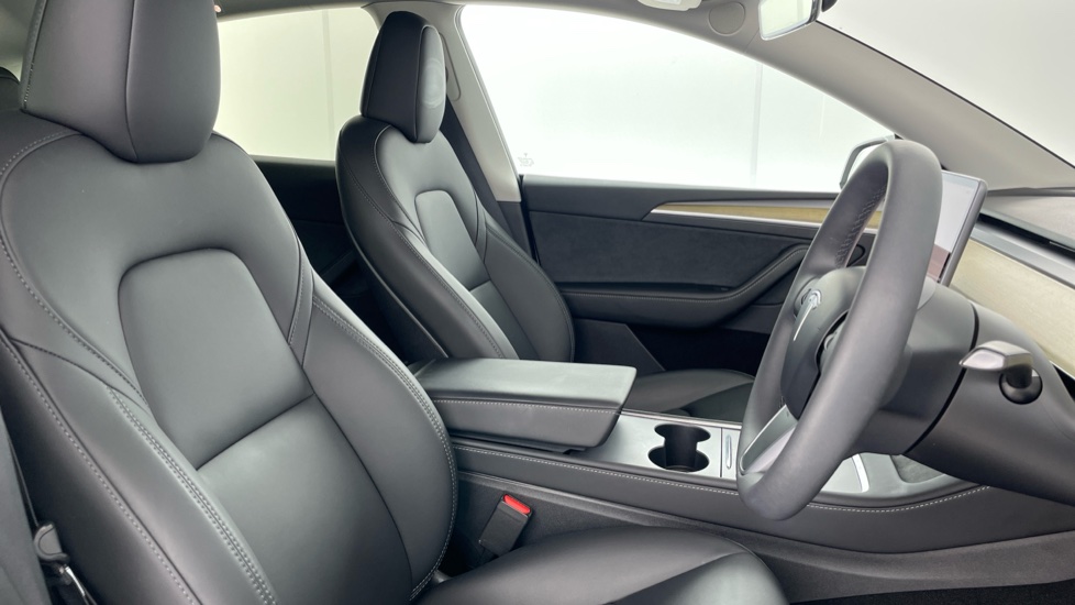 Tesla Model Y Long Range AWD 5dr Auto Electric Hatchback - Image 11