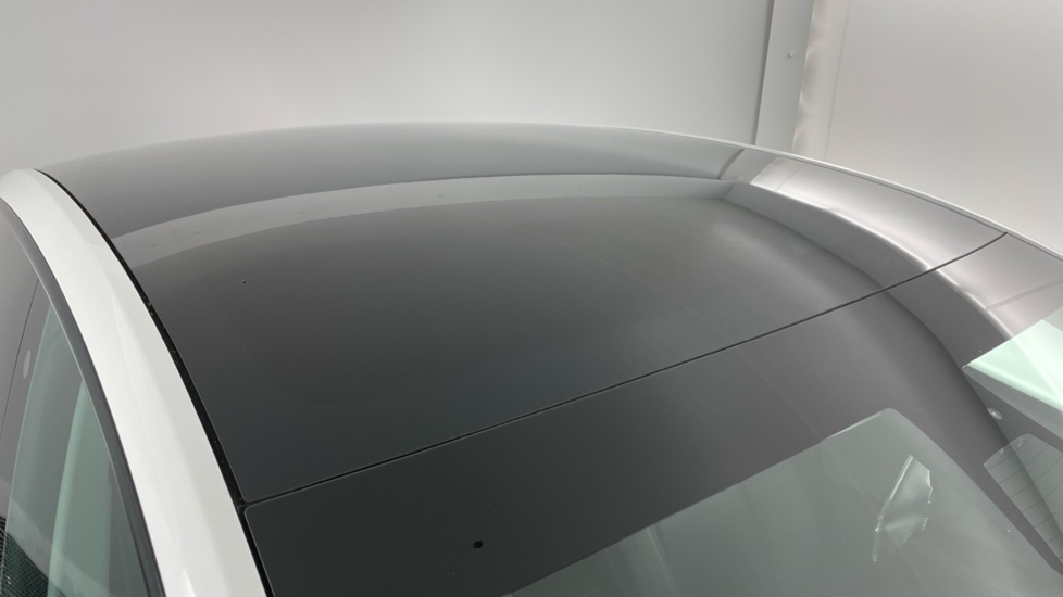 Tesla Model Y Long Range AWD 5dr Auto Electric Hatchback - Image 21