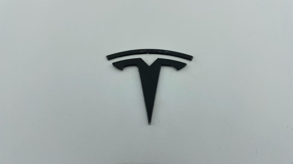 Tesla Model Y Long Range AWD 5dr Auto Electric Hatchback - Image 24