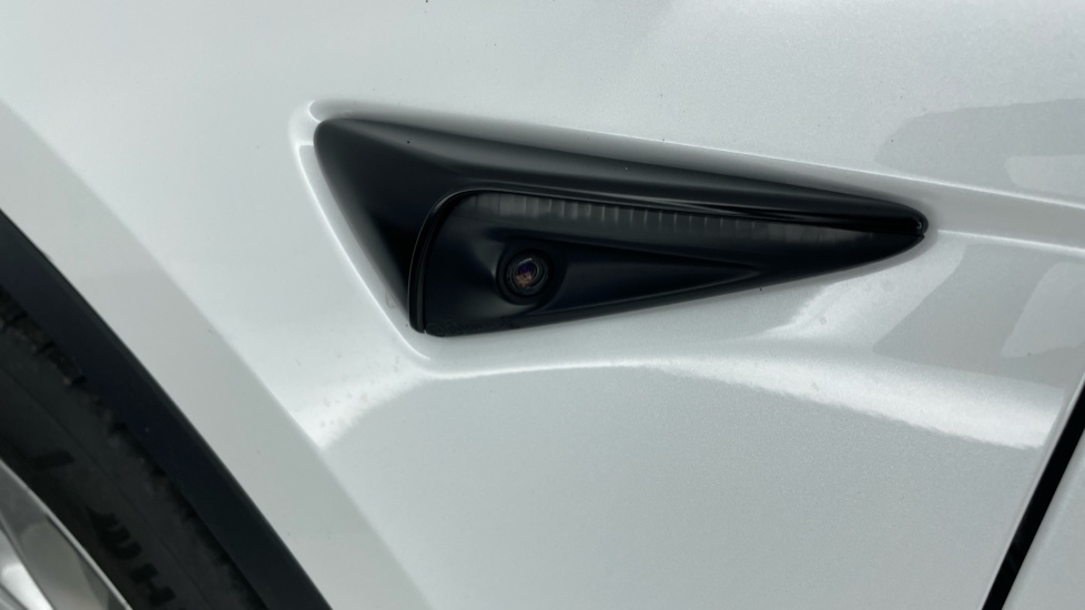 Tesla Model Y Long Range AWD 5dr Auto Electric Hatchback - Image 25