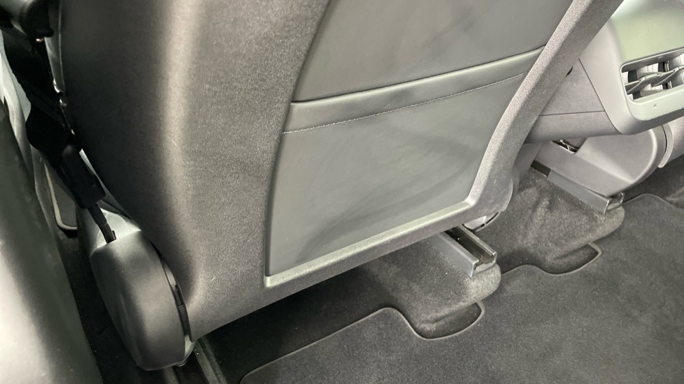 Tesla Model Y Long Range AWD 5dr Auto Electric Hatchback - Image 31