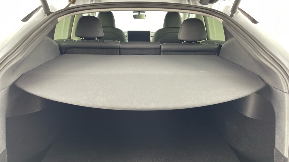 Tesla Model Y Long Range AWD 5dr Auto Electric Hatchback - Image 40