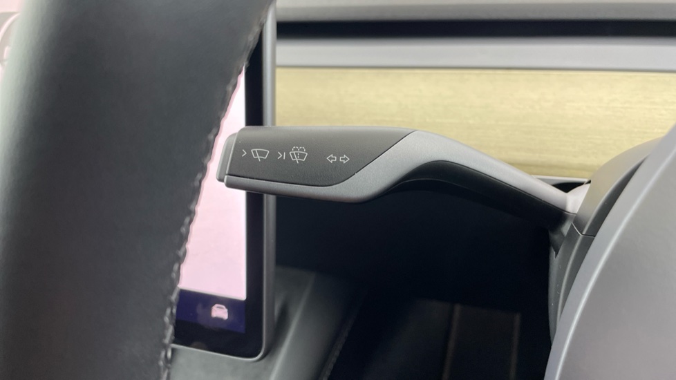 Tesla Model Y Long Range AWD 5dr Auto Electric Hatchback - Image 55